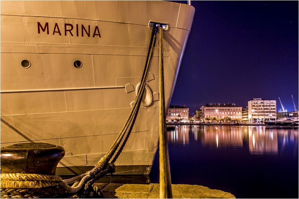 Botel Marina Риека Экстерьер фото