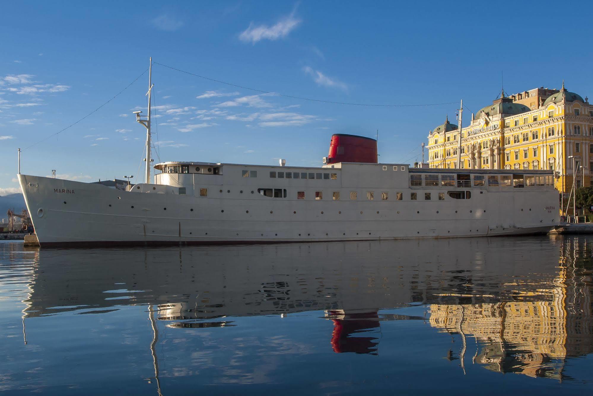 Botel Marina Риека Экстерьер фото